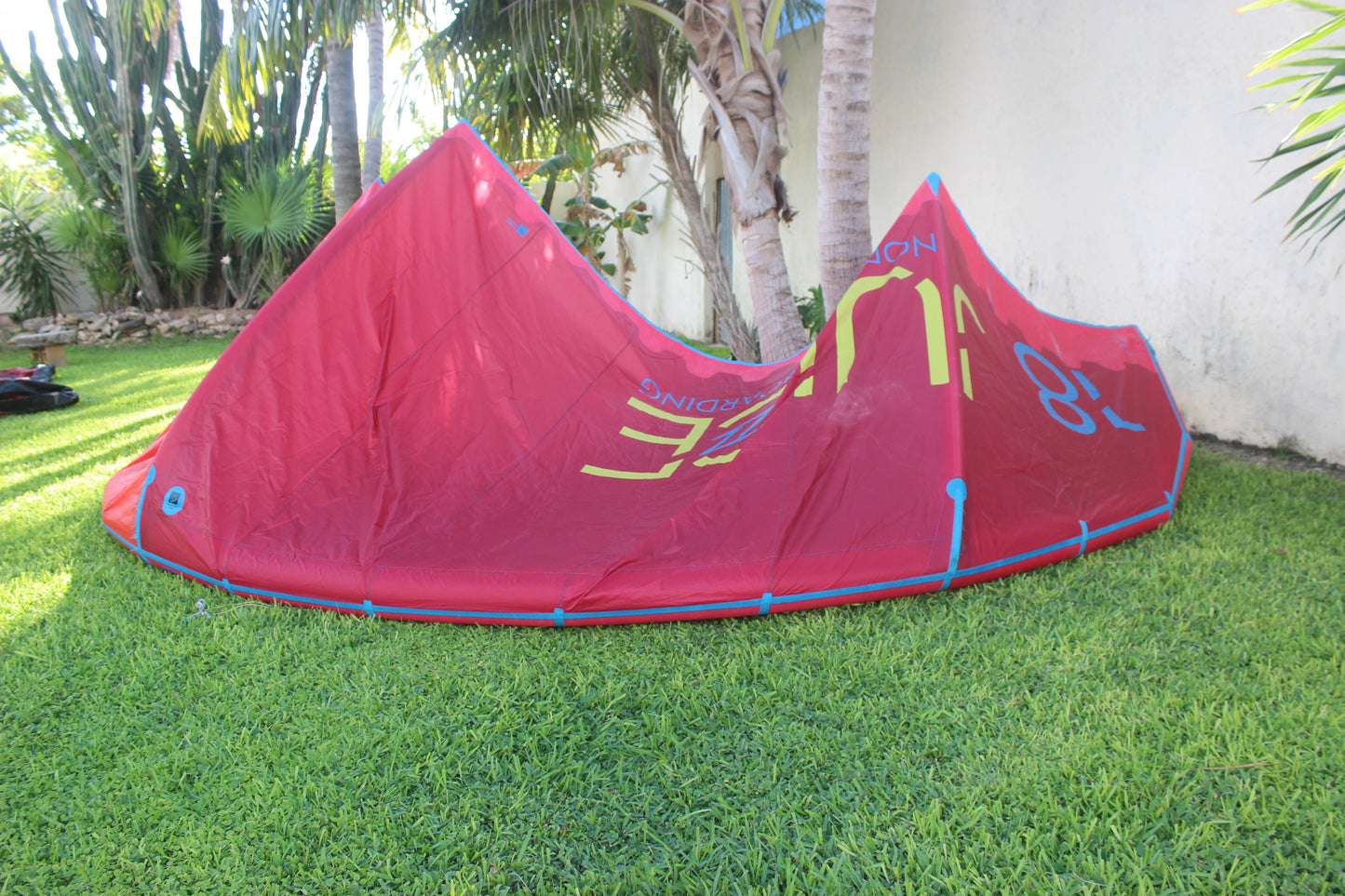 NORTH JUICE 18M 2015 (SOLO KITE) - USADO