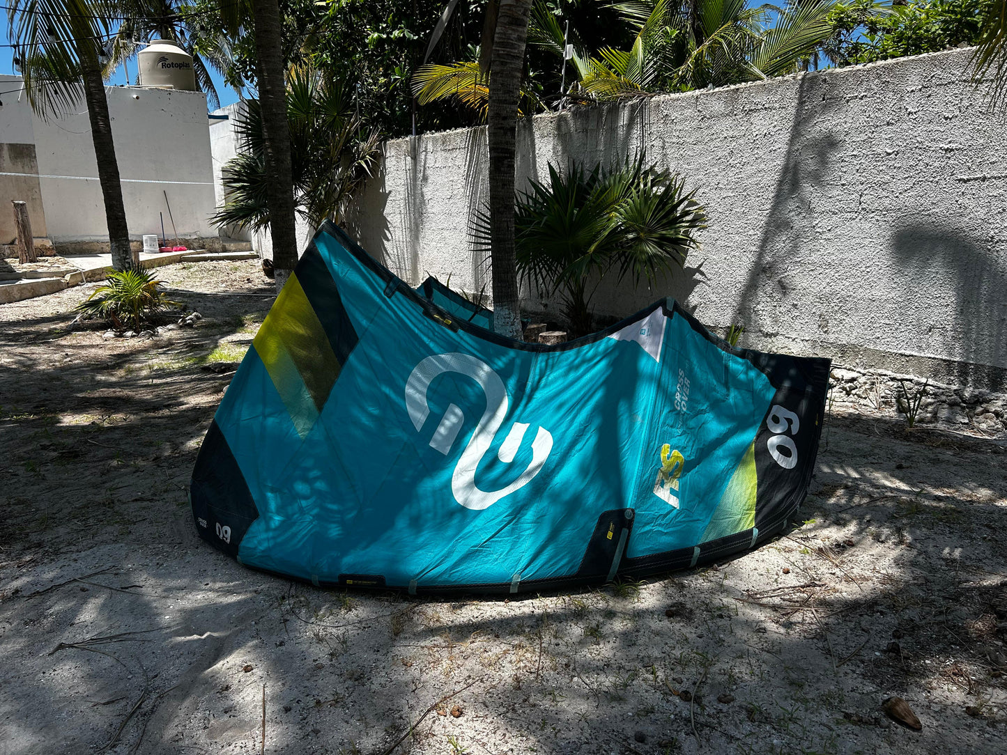 ELEVEIGHT RS V7 9M 2023 - USADO