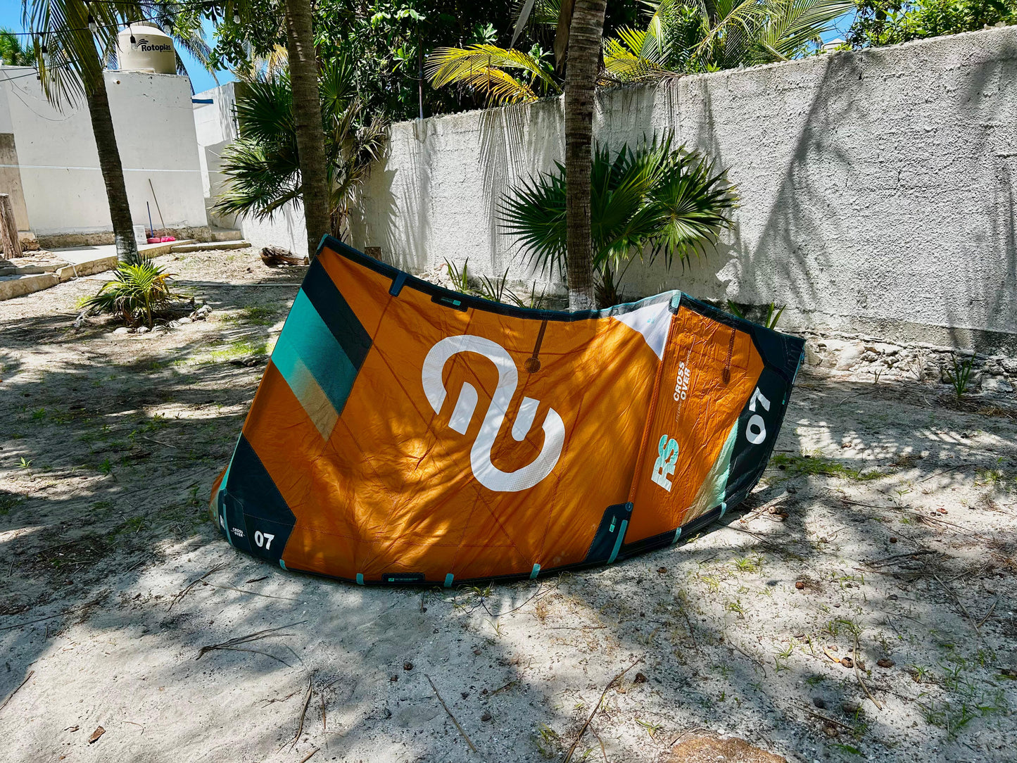 ELEVEIGHT RS V7 7M 2023 - USADO