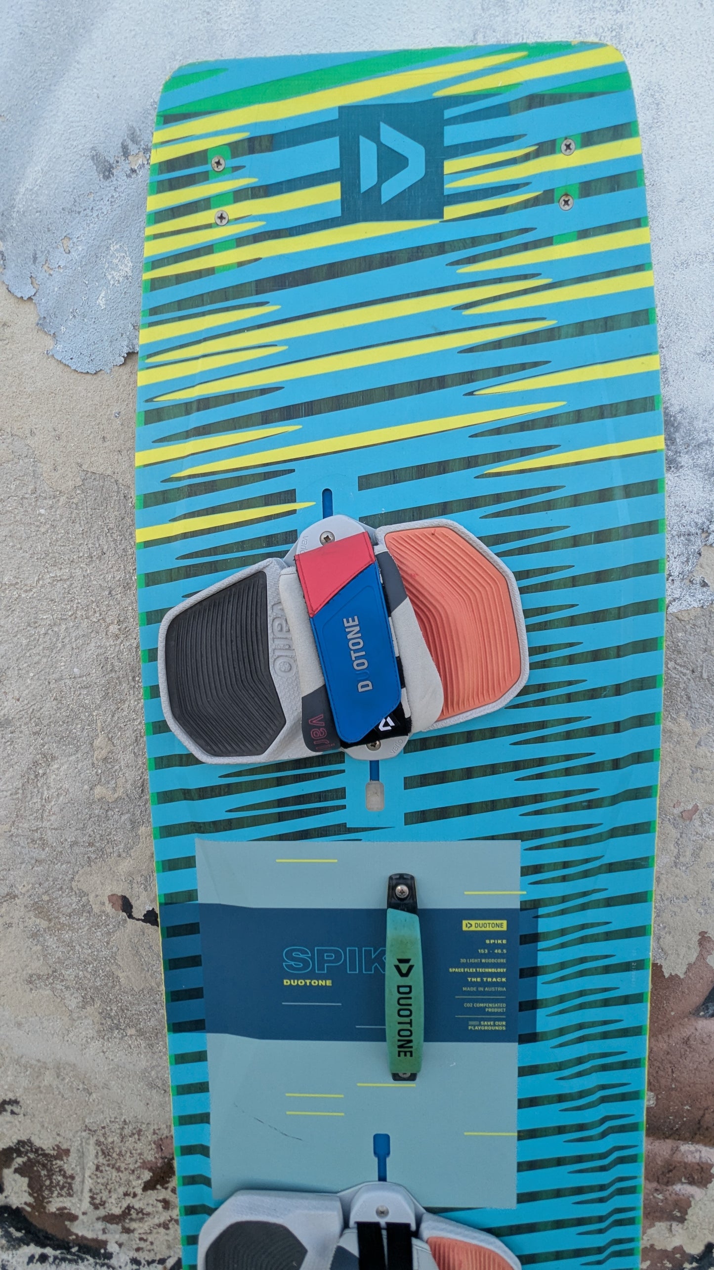 DUOTONE SPIKE 153CM 2021 - USADA