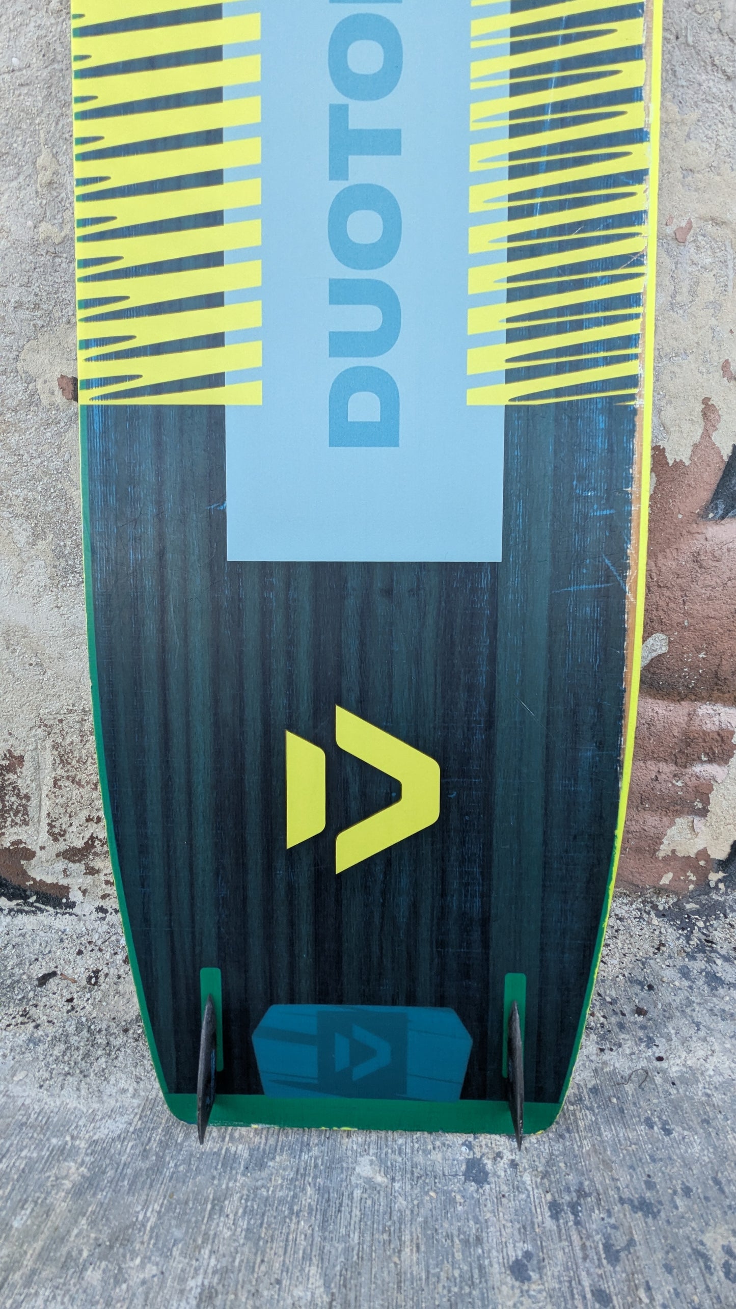 DUOTONE SPIKE 153CM 2021 - USADA