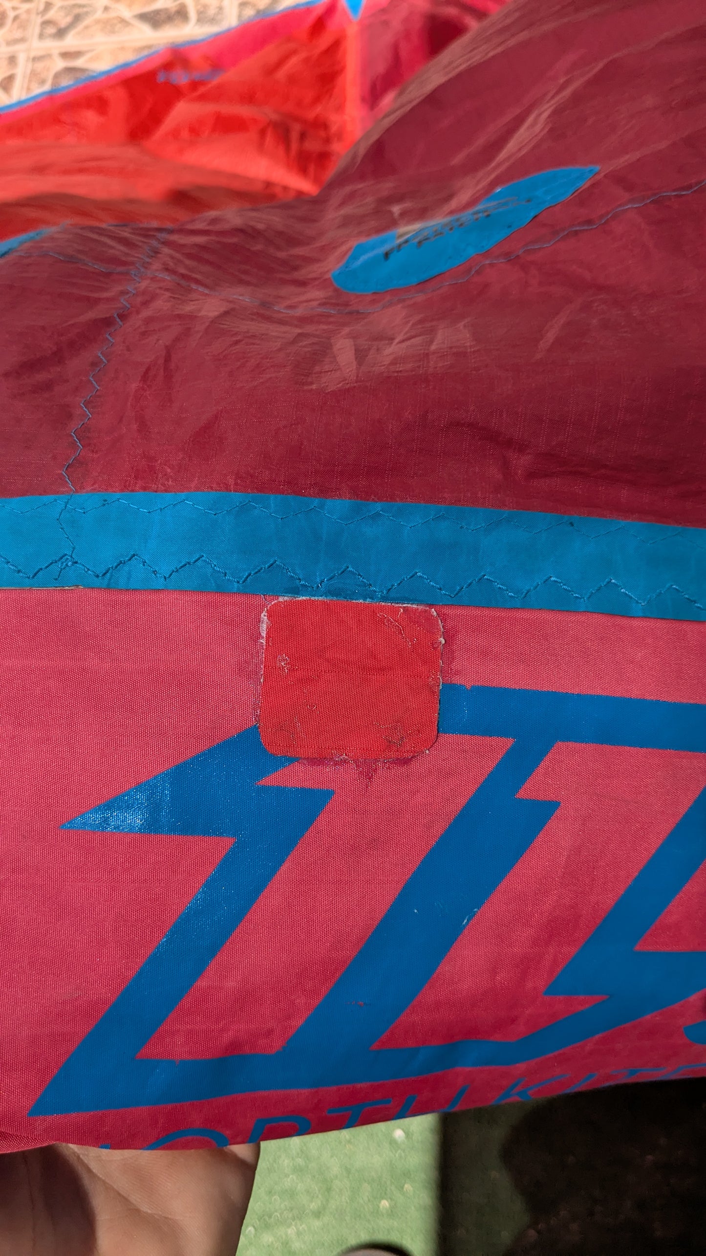 NORTH JUICE 18M 2015 (SOLO KITE) - USADO