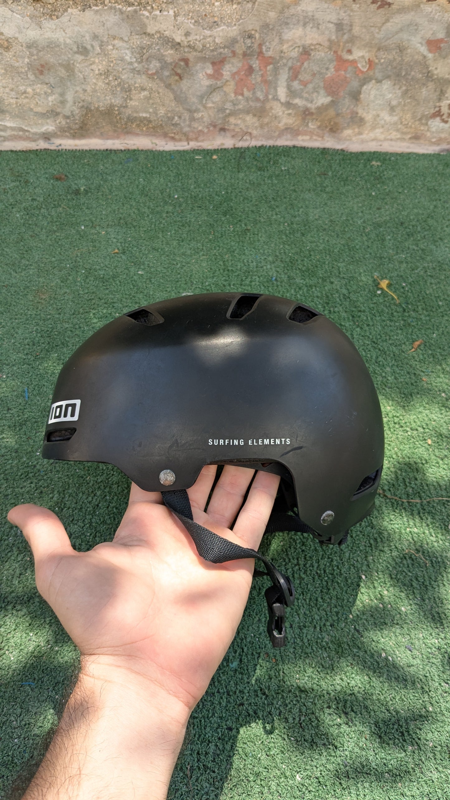 ION X WIP HELMET SIZE S-M - USED