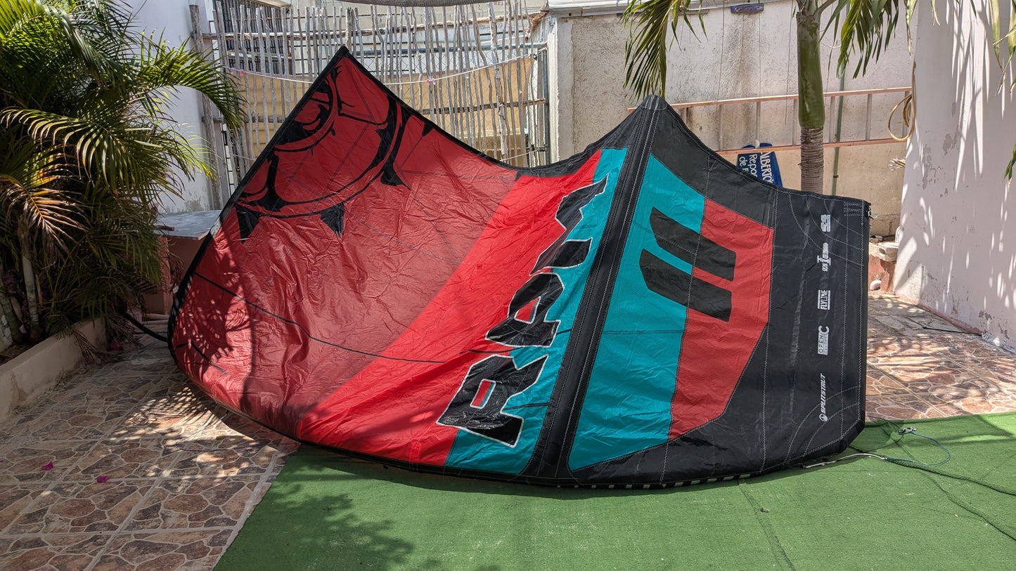 SLINGSHOT RPM 11M 2020 - USADO
