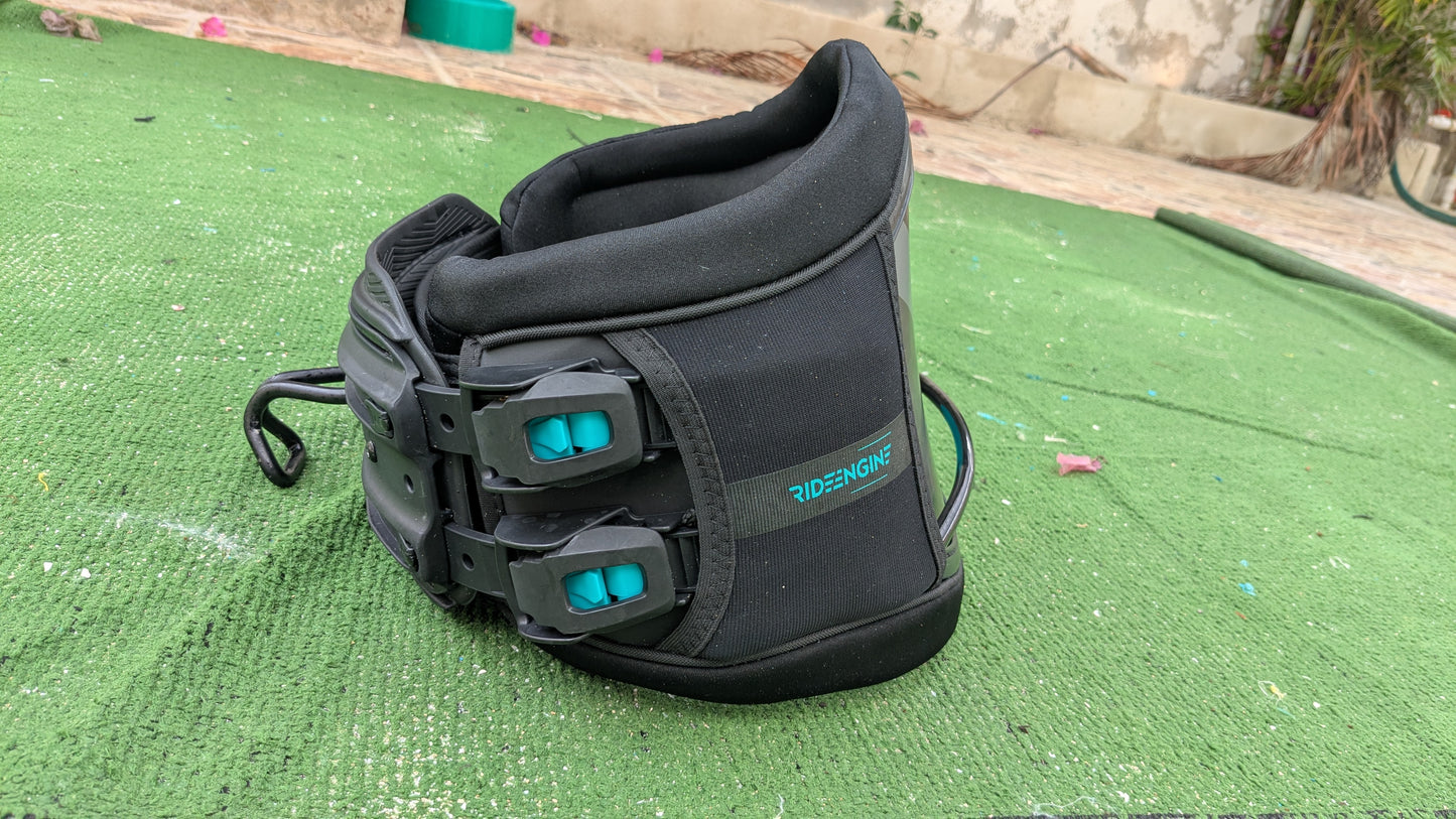 RIDE ENGINE ELITE CARBON TYPE 1 HYPERLOCK SIZE M - USED