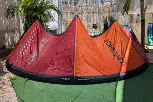 SLINGSHOT MACHINE V2 11M 2025 - USADO