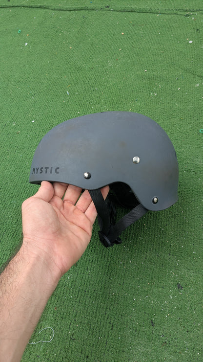 MYSTIC MK8 HELMET SIZE M - USADO