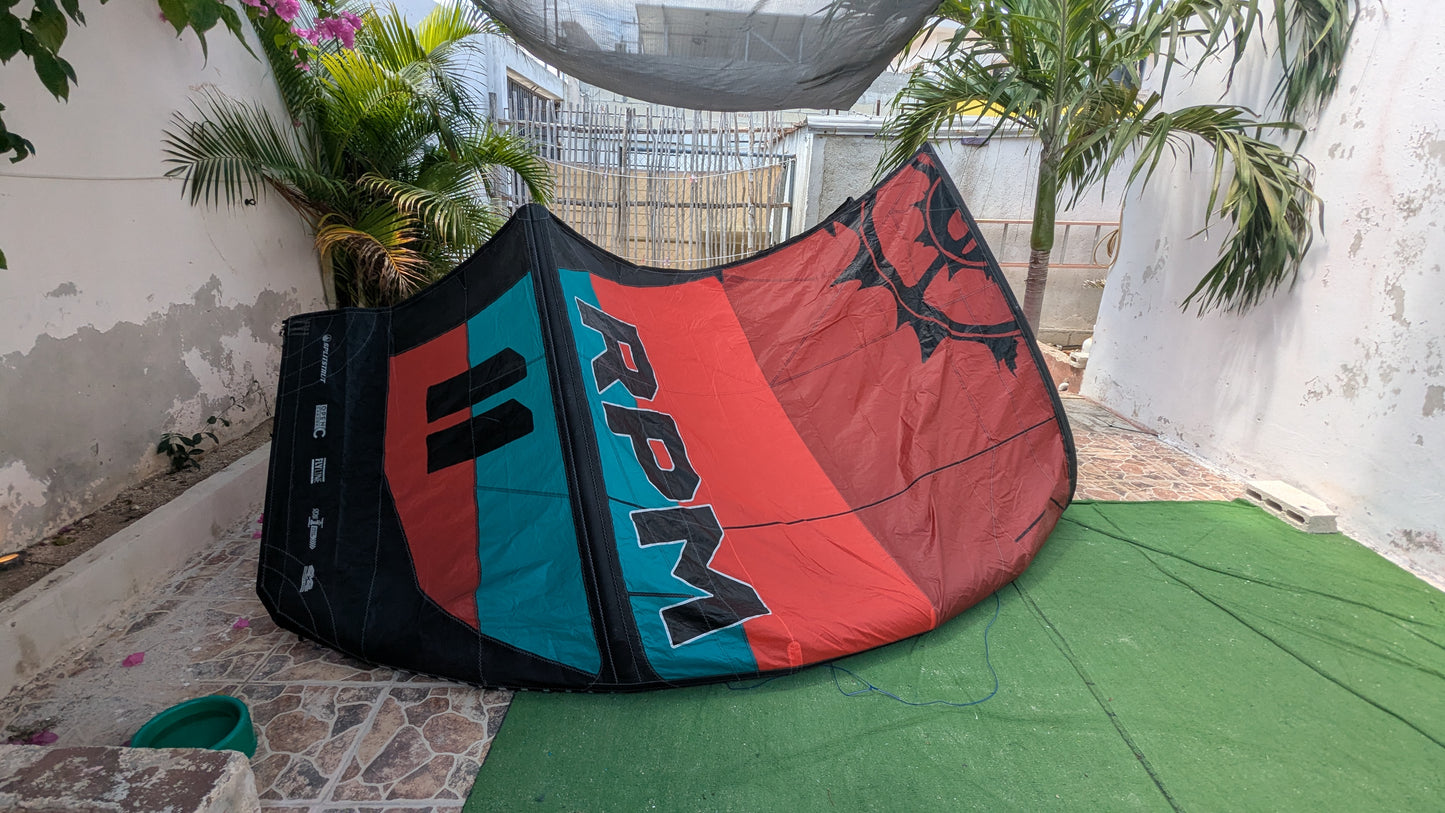 SLINGSHOT RPM 11M 2020 - USADO