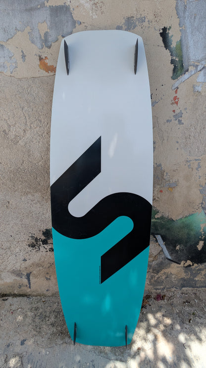 SLINGSHOT CRISIS 137CM 2025 - USED