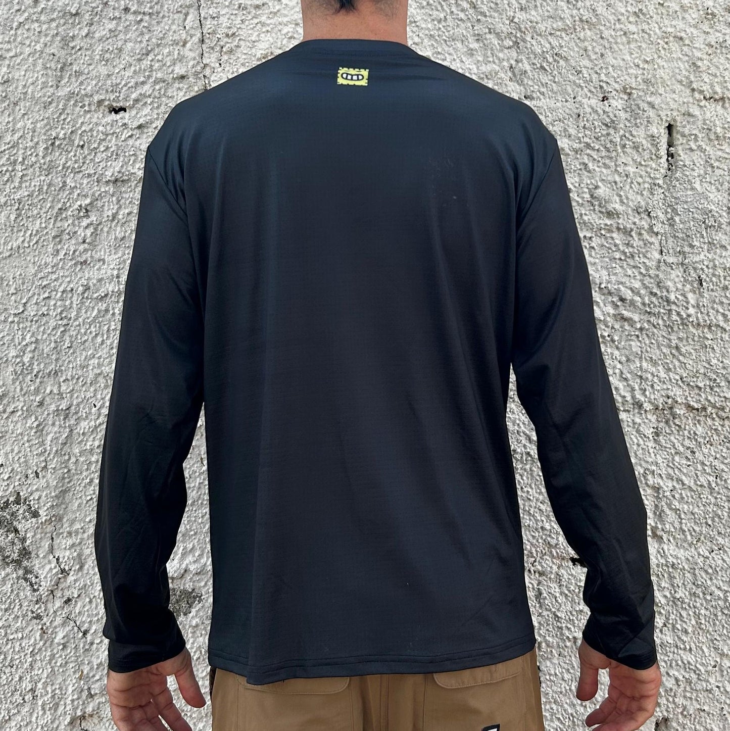 LA JUGUETERIA LOOSE FIT RASHGUARD